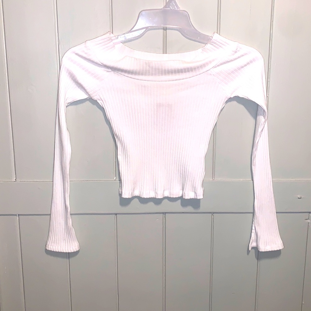 Silence & Noise- White Long Sleeve Ribbed Knit Cropped Top- Size Small- NWOT